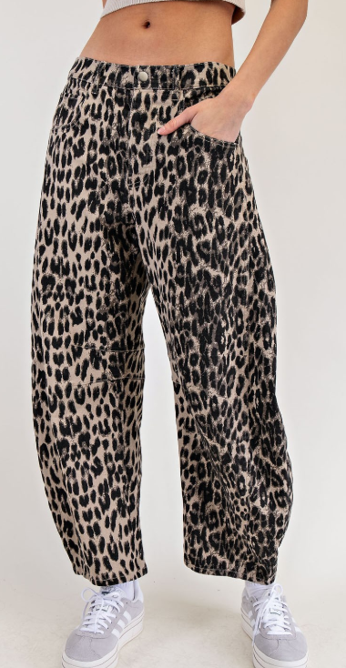Leopard Barrel Jeans
