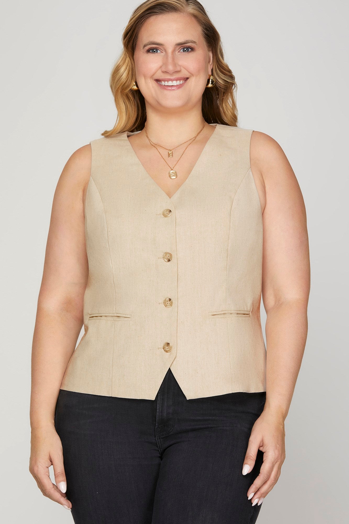 SLEEVELESS BUTTON DOWN FRONT POCKET VEST