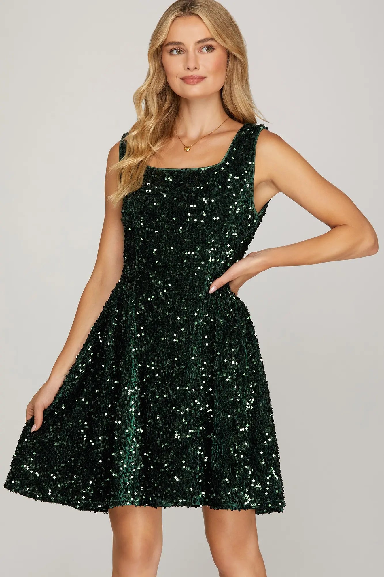 Sleveless sequin dress