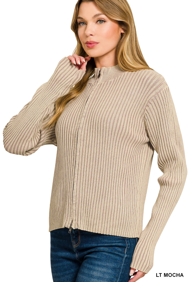 Two tone zip up sweater Doble
