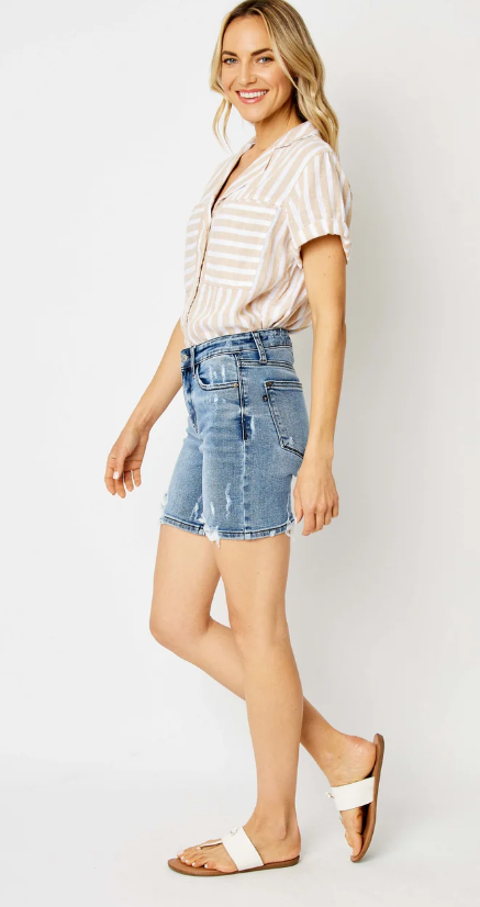 HIGH WAIST MINERAL WASH DESTROYED BOYFRIEND SHORTS