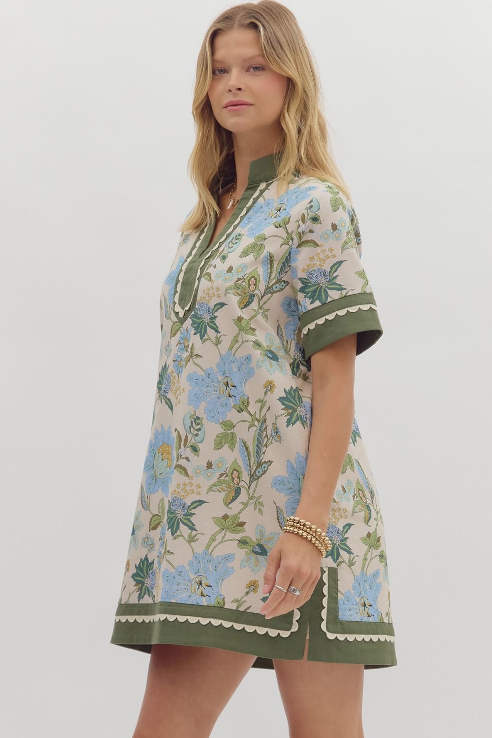 Floral print short shirt sleeve mini dress