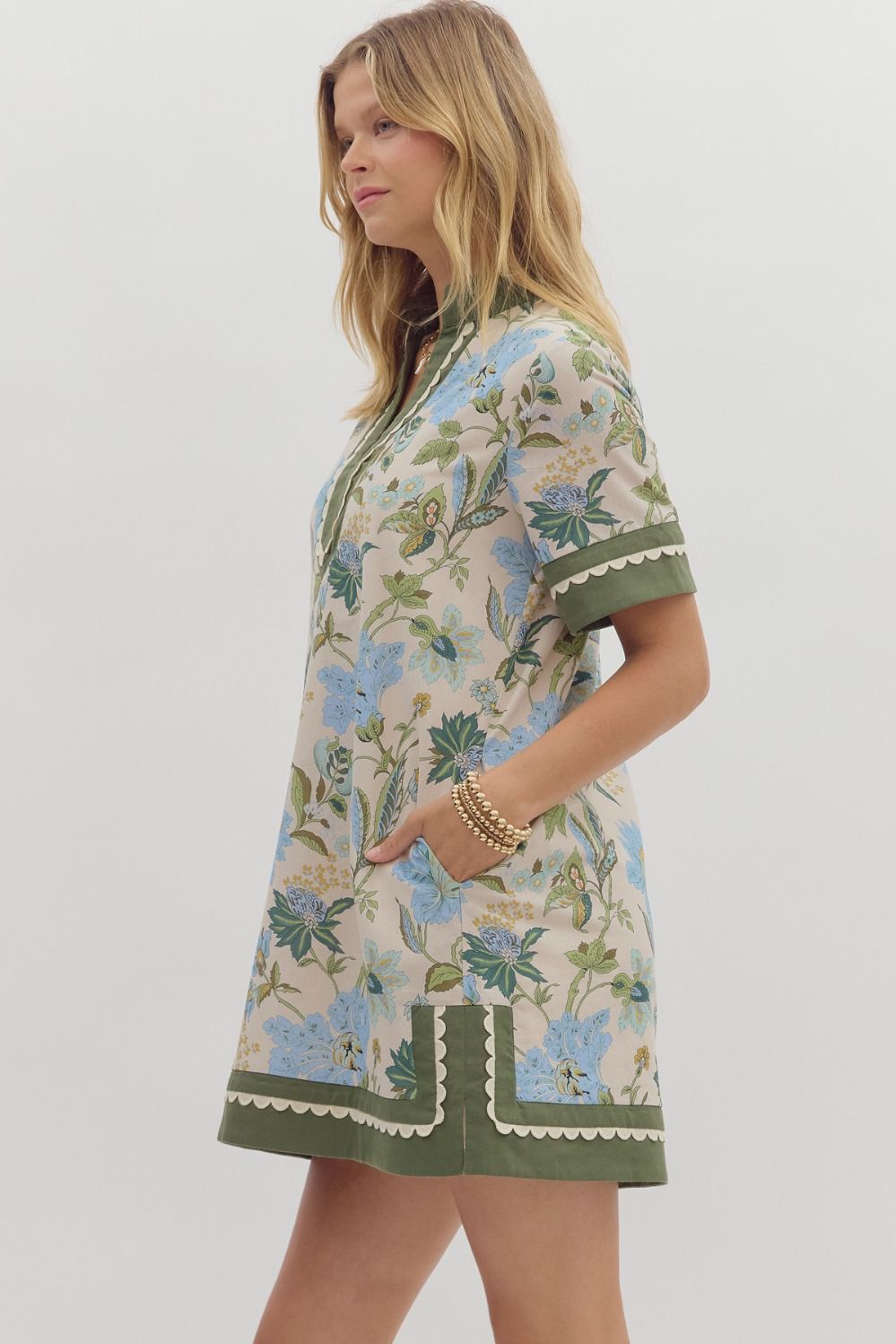 Floral print short shirt sleeve mini dress