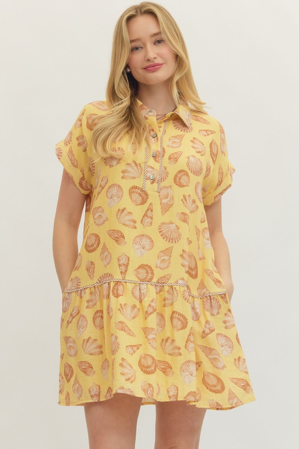 Shell print short sleeve mini dress