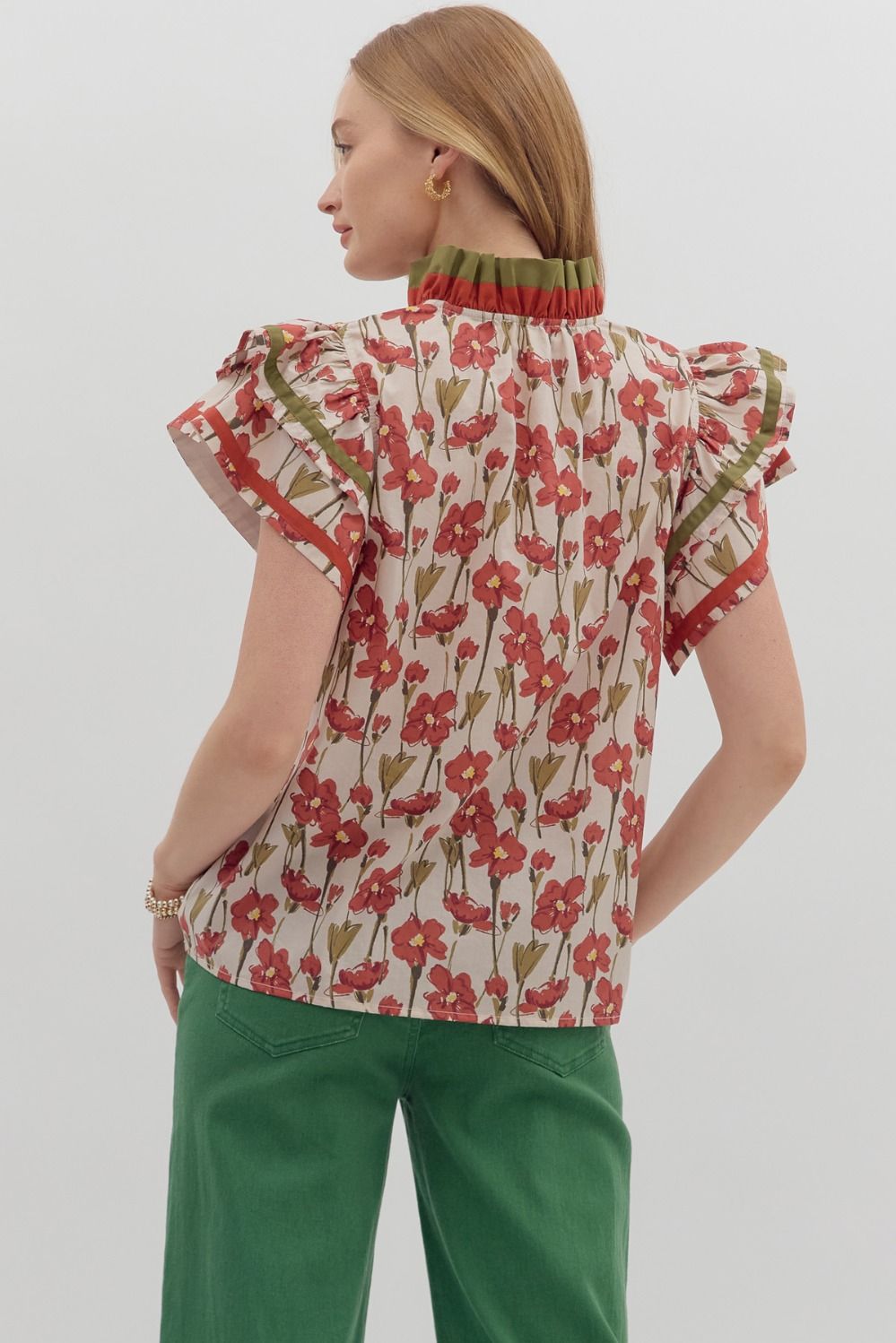 Floral print tiered flutter sleeve pullover top