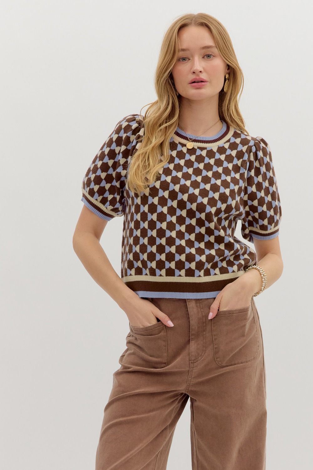 Abstract pattern short puff sleeve sweater knit top