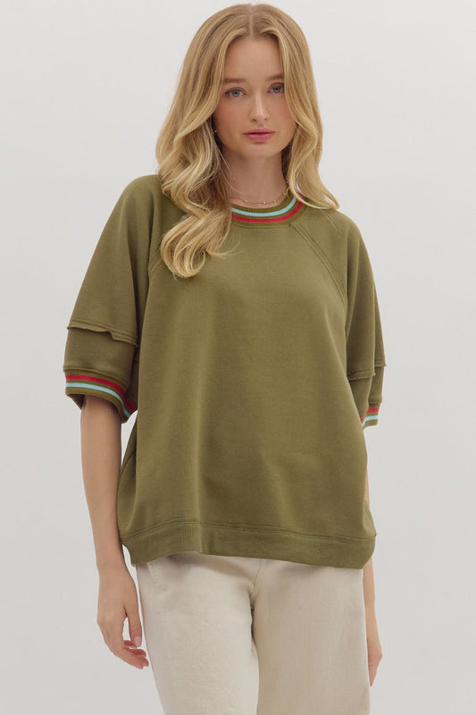 Solid elbow-length raglan sleeve pullover knit top