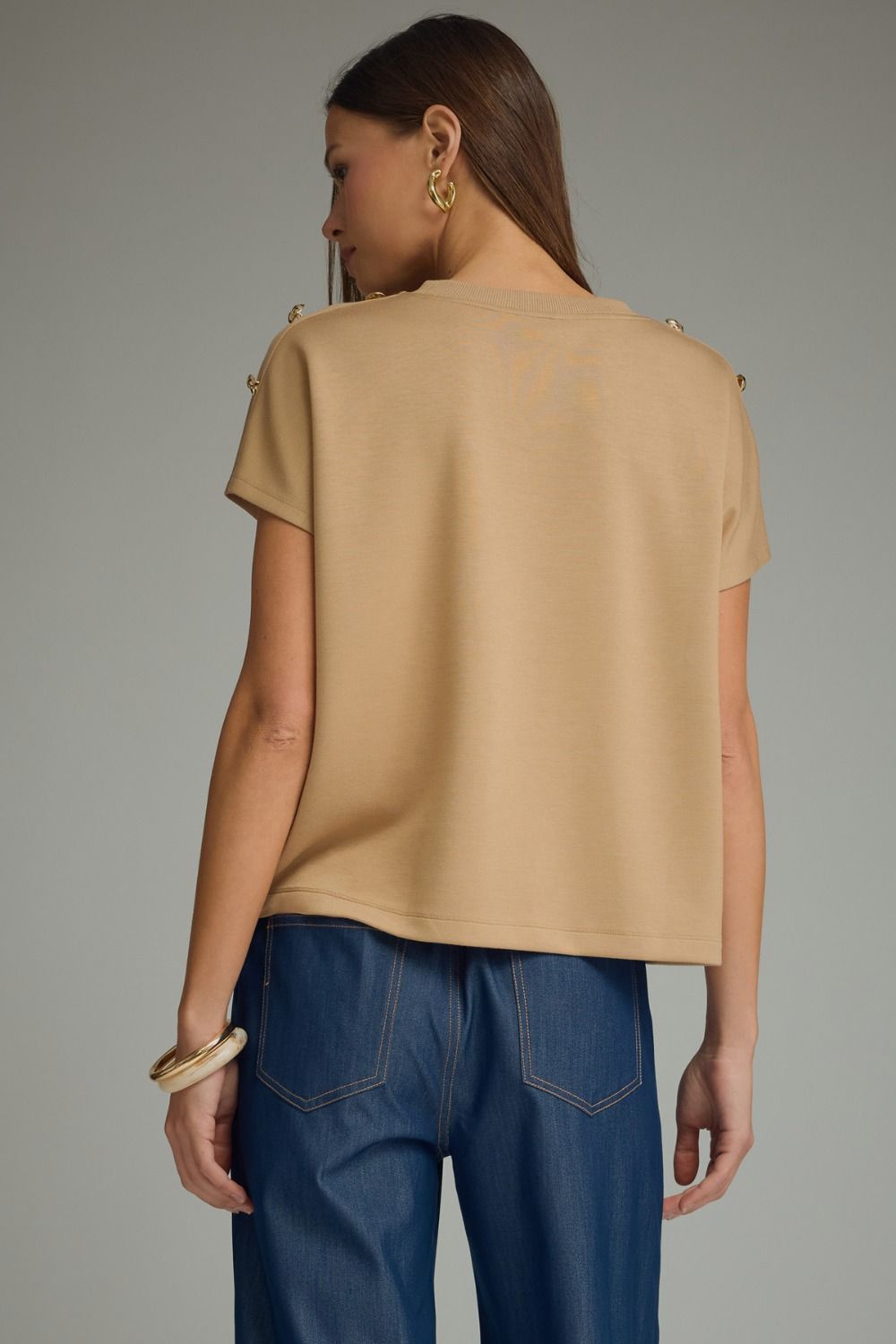 Solid round neck short sleeve knit top