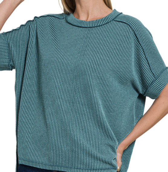 Raised rib cuff sleeve raw edge top short sleeve